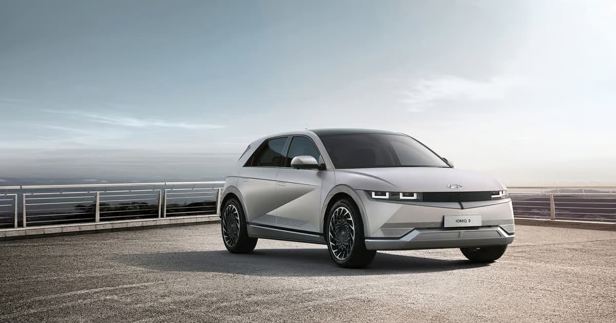 ภาพ HYUNDAI IONIQ 5 จากแหล่งข้อมูลที่ตรวจสอบแล้ว